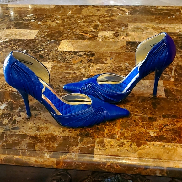 Shoes - Picture 3 of 3